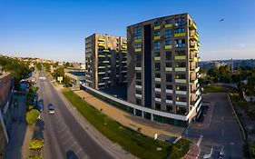 Papaya Apartments